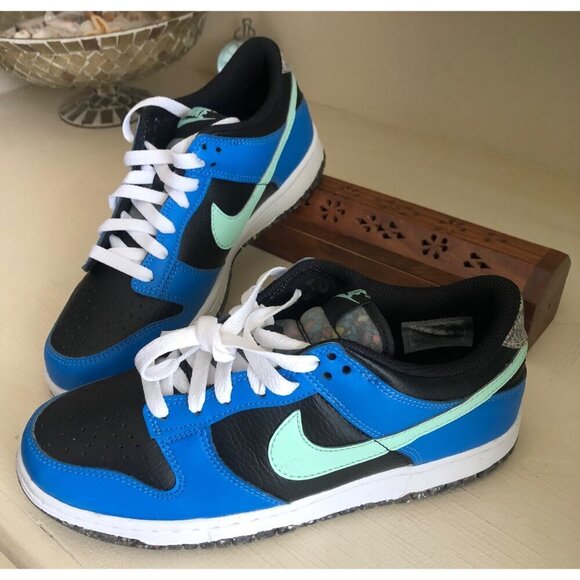 **SOLD**NIB NIKE Dunk Low SE GS E Black Mint Foam Blue Size 6Y (7.5/8 W) - Picture 3 of 14